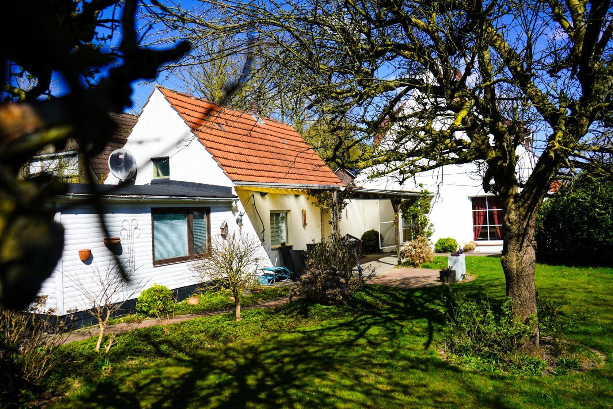 Gemuetliches Haus Mit Grossem Traumhaften Garten BRE 外观 照片